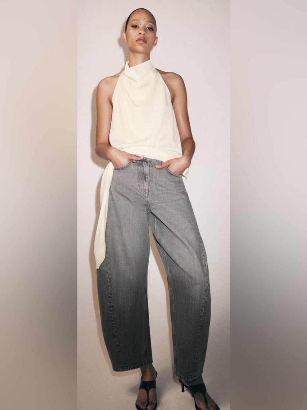 Zara Barrel Leg Mid-Rise Gray Jeans